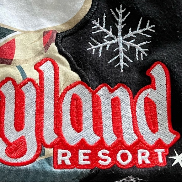 Disneyland Resort Disney World Mickey Christmas Holiday Sweatshirt M Black‎ Red - Picture 11 of 16